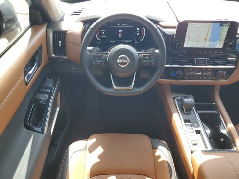New 2025 Nissan Pathfinder Platinum image 20