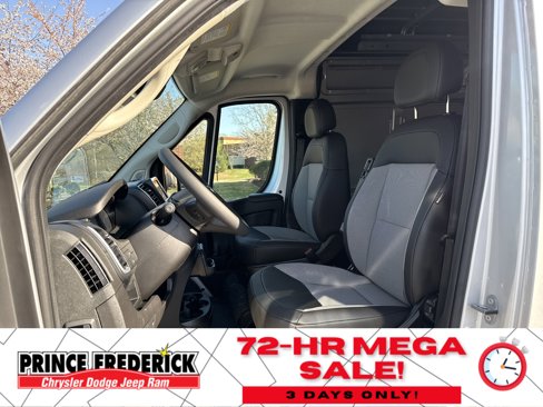 New 2025 RAM ProMaster 2500 w/ Quick Order Package 22G SLT image 9