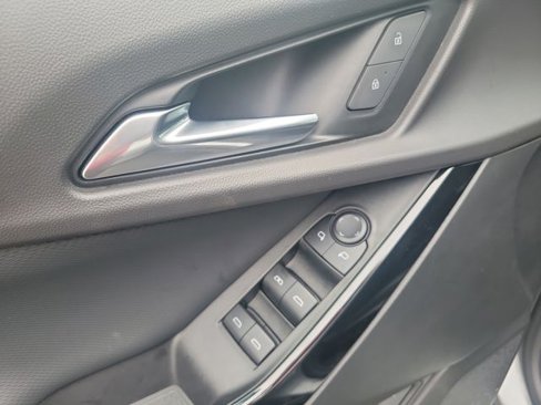 Used 2025 Chevrolet Equinox LT w/ Convenience Package II image 15