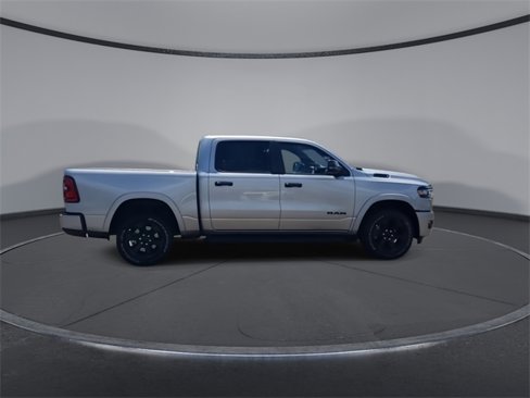 New 2025 RAM 1500 4x4 Crew Cab image 9