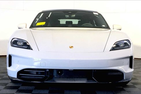 New 2025 Porsche Taycan GTS image 10