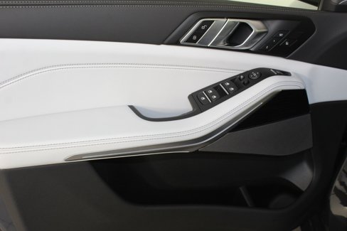 New 2026 BMW X5 sDrive40i w/ Executive Package image 11