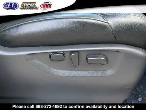 Used 2023 Nissan Armada SL w/ Midnight Edition Package image 17