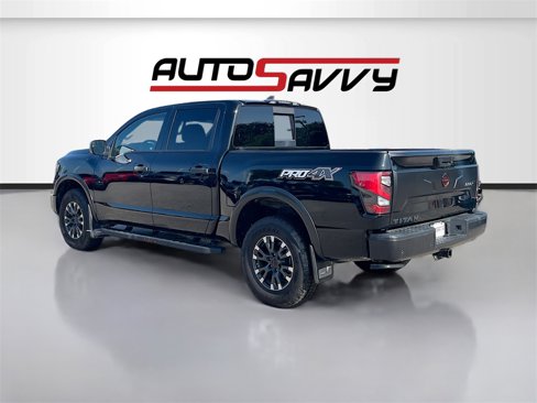 Used 2024 Nissan Titan PRO-4X image 5