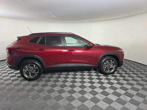 New 2025 Chevrolet Trax LT w/ Driver Confidence Package image 6