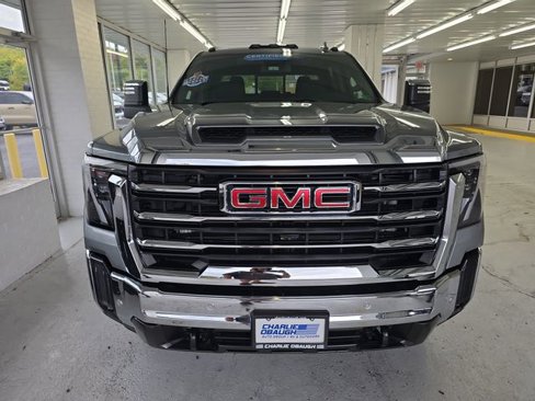 Certified 2024 GMC Sierra 2500 SLT w/ SLT Premium Package image 8