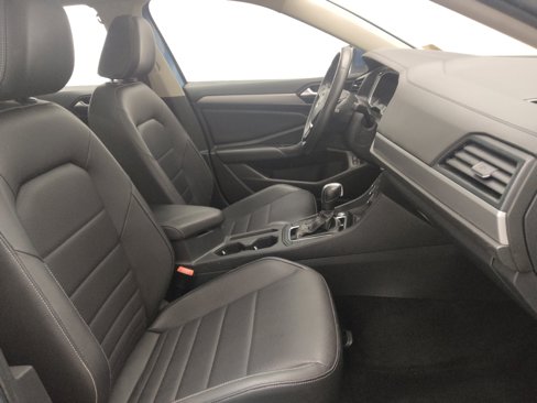 Used 2021 Volkswagen Jetta SE image 21