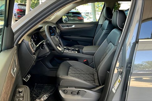 New 2025 Volkswagen Atlas SEL Premium R-Line image 18