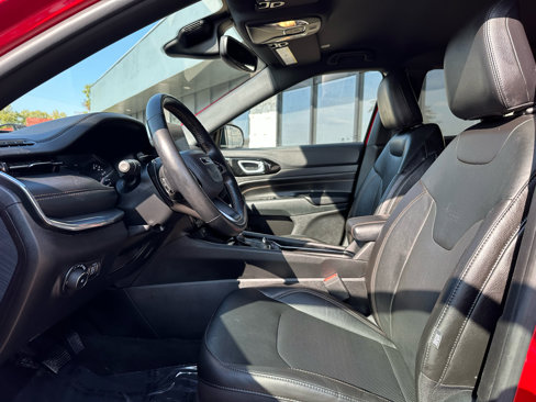 Used 2022 Jeep Compass Limited image 2