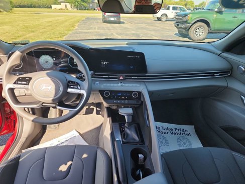 Certified 2024 Hyundai Elantra SEL image 15