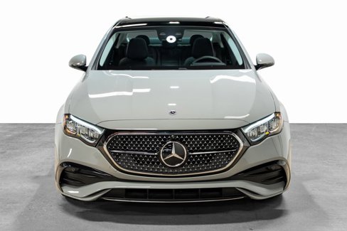 Used 2024 Mercedes-Benz E 350 4MATIC Sedan w/ Driver Assistance Package image 4