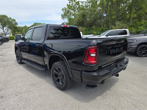 New 2026 RAM 1500 2WD Crew Cab image 4