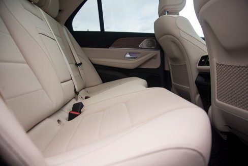 Used 2025 Mercedes-Benz GLE 350 4MATIC image 25