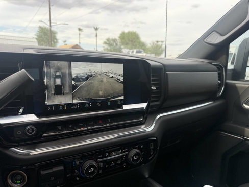 Used 2024 Chevrolet Silverado 3500 High Country w/ High Country Premium Package image 22