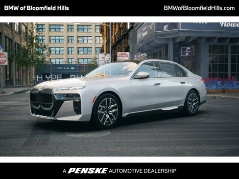 Used 2025 BMW 740i xDrive w/ Premium Package image 1