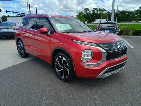 Used 2023 Mitsubishi Outlander SEL image 3