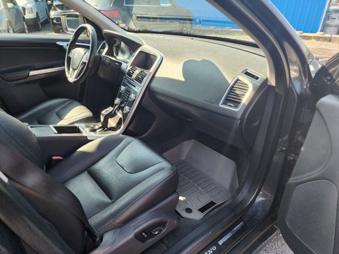 Used 2015 Volvo XC60 T5 image 17