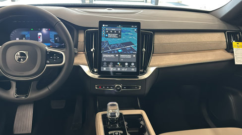 New 2026 Volvo XC90 B5 Plus image 11