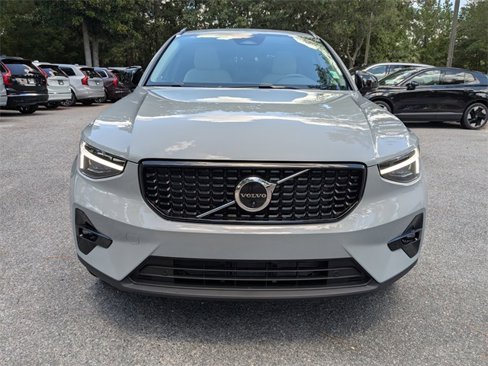 New 2026 Volvo XC40 B5 Plus w/ Protection Package Premier image 9