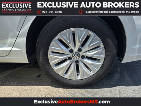 Used 2019 Volkswagen Jetta S w/ Driver Assistance Package image 11