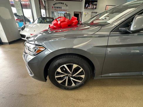 Used 2024 Volkswagen Jetta S image 7