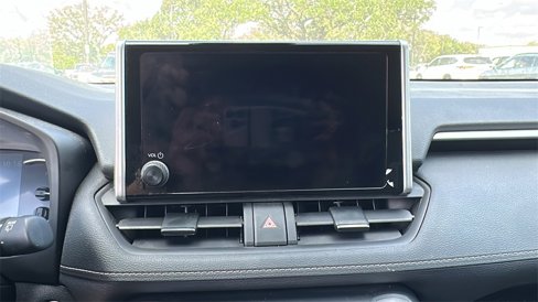 Used 2024 Toyota RAV4 XLE image 9