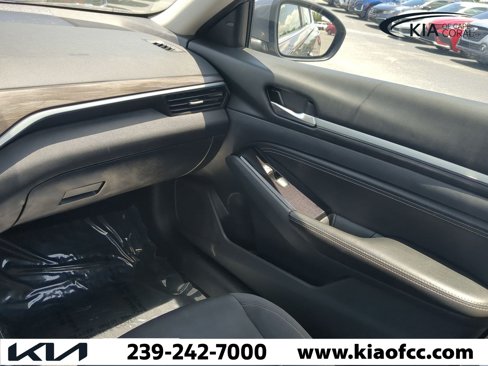Used 2023 Nissan Altima 2.5 SV image 15