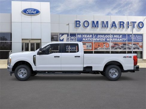 New 2026 Ford F250 XL w/ XL Chrome Package image 3