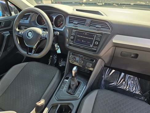 Used 2021 Volkswagen Tiguan S image 13