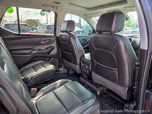 Used 2021 Chevrolet Traverse Premier image 37