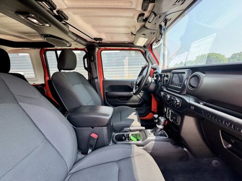 Used 2018 Jeep Wrangler Unlimited Sport S image 19