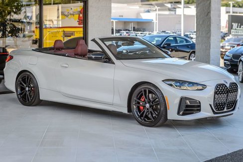 Used 2022 BMW M440i Convertible w/ Premium Package image 5