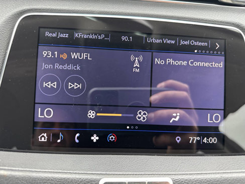 Used 2019 Cadillac XT4 Premium Luxury w/ Cold Weather Package image 32