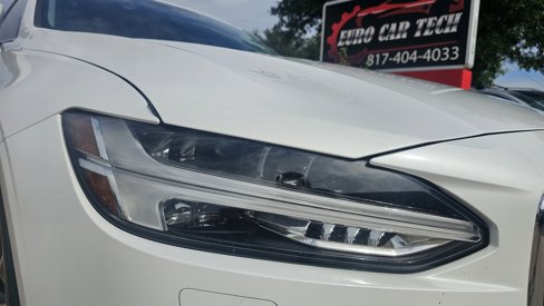 Used 2018 Volvo S90 T5 Momentum w/ Convenience Package image 12