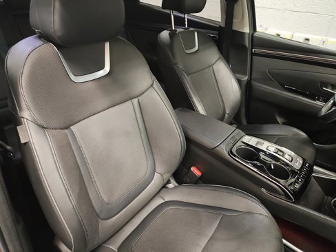 Used 2022 Hyundai Tucson Limited image 10