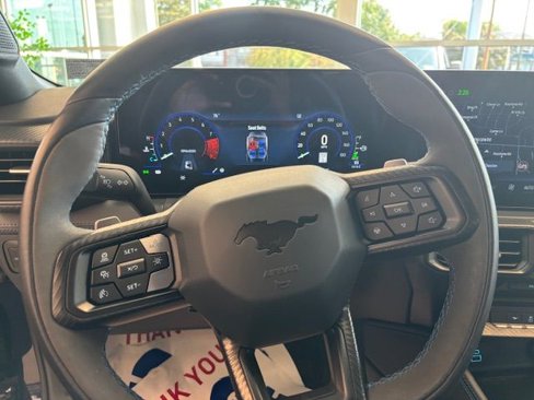Used 2025 Ford Mustang Dark Horse image 15