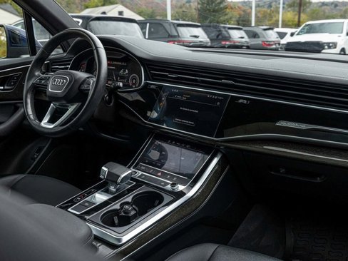 Used 2023 Audi Q7 2.0T Premium image 34