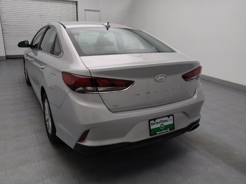 Used 2018 Hyundai Sonata SE image 6