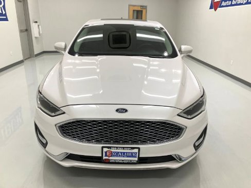 Used 2019 Ford Fusion Titanium image 5