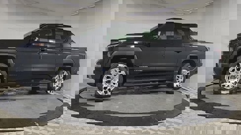 New 2026 Chevrolet Silverado EV LT w/ LPO, Gameday Tailgate Package image 5