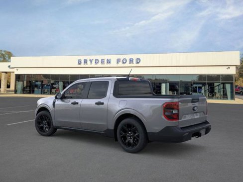 New 2025 Ford Maverick XLT w/ XLT Luxury Package image 5