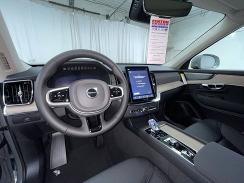 New 2026 Volvo XC90 B6 Plus w/ Protection Package Premier image 3
