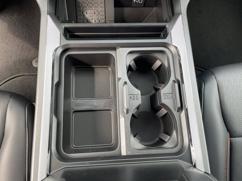 New 2025 Ford F250 Lariat w/ Chrome Package image 21