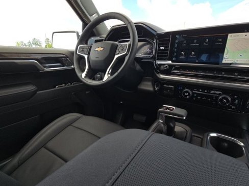 Used 2025 Chevrolet Silverado 1500 LTZ w/ Z71 Off-Road Package image 29