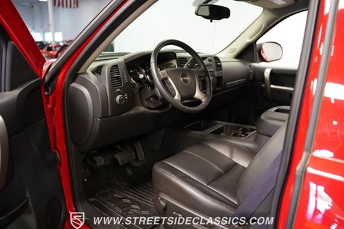 Used 2011 GMC Sierra 1500 SLE w/ Power Tech Package image 4