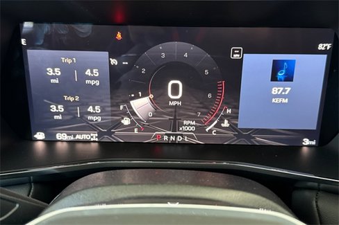 New 2025 GMC Canyon Elevation w/ Convenience Package image 29