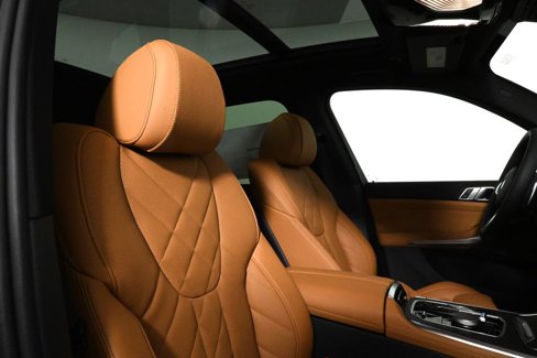 New 2026 BMW X5 xDrive50e w/ M Sport Package image 36