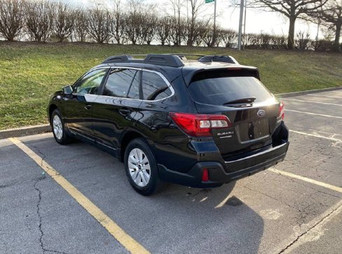 Used 2018 Subaru Outback 2.5i Premium image 4