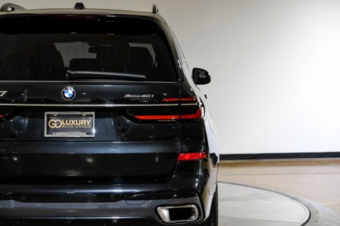 Used 2024 BMW X7 xDrive40i w/ M Sport Package image 53