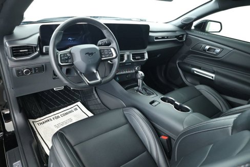 Used 2024 Ford Mustang Premium image 9